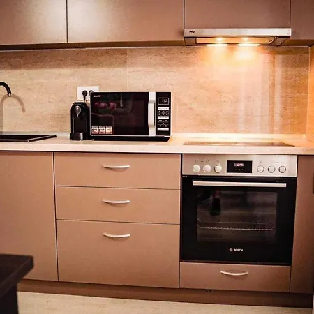Family In Sofia, Comfort, Luxe Etc. Bed & Breakfast *